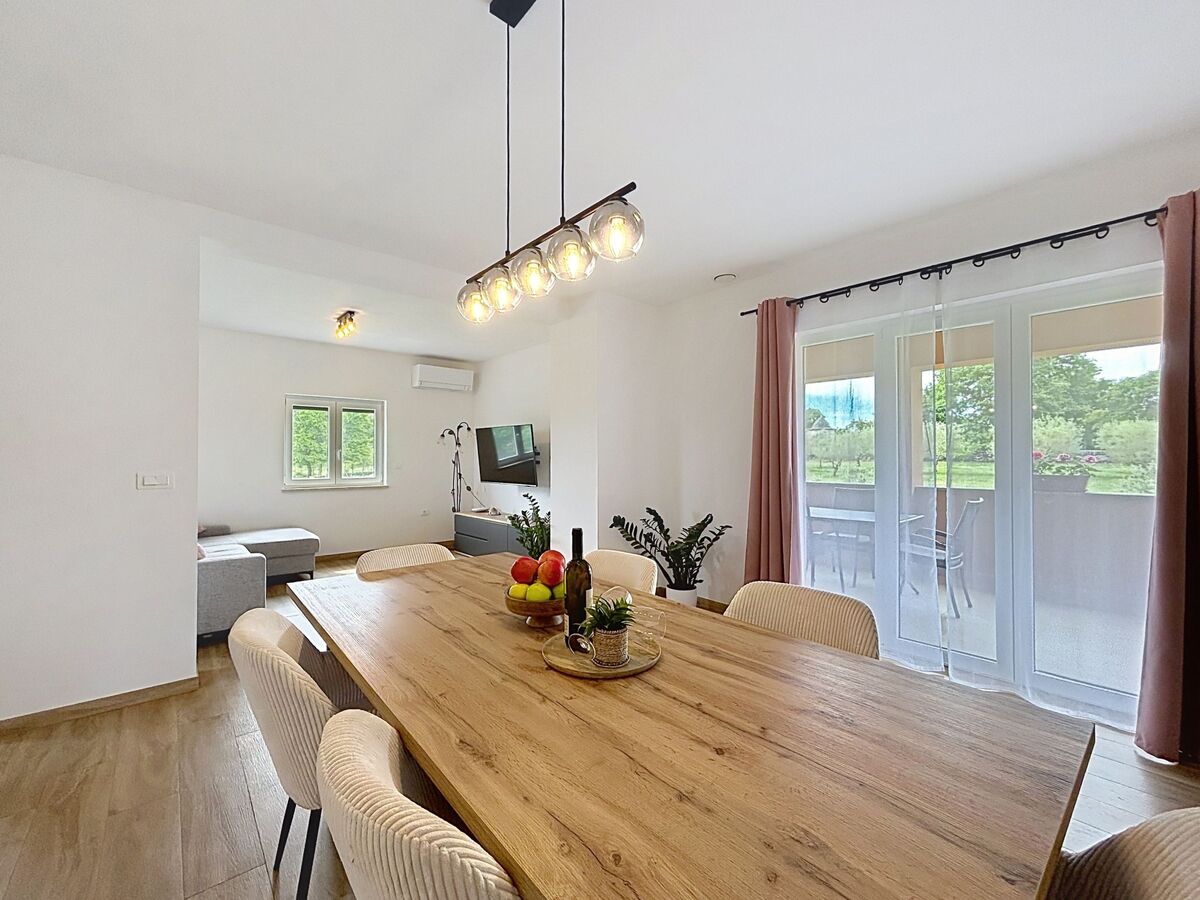 Maison Melani à Žminj : 3 chambres, 3000 m² de terrain - Photo 12