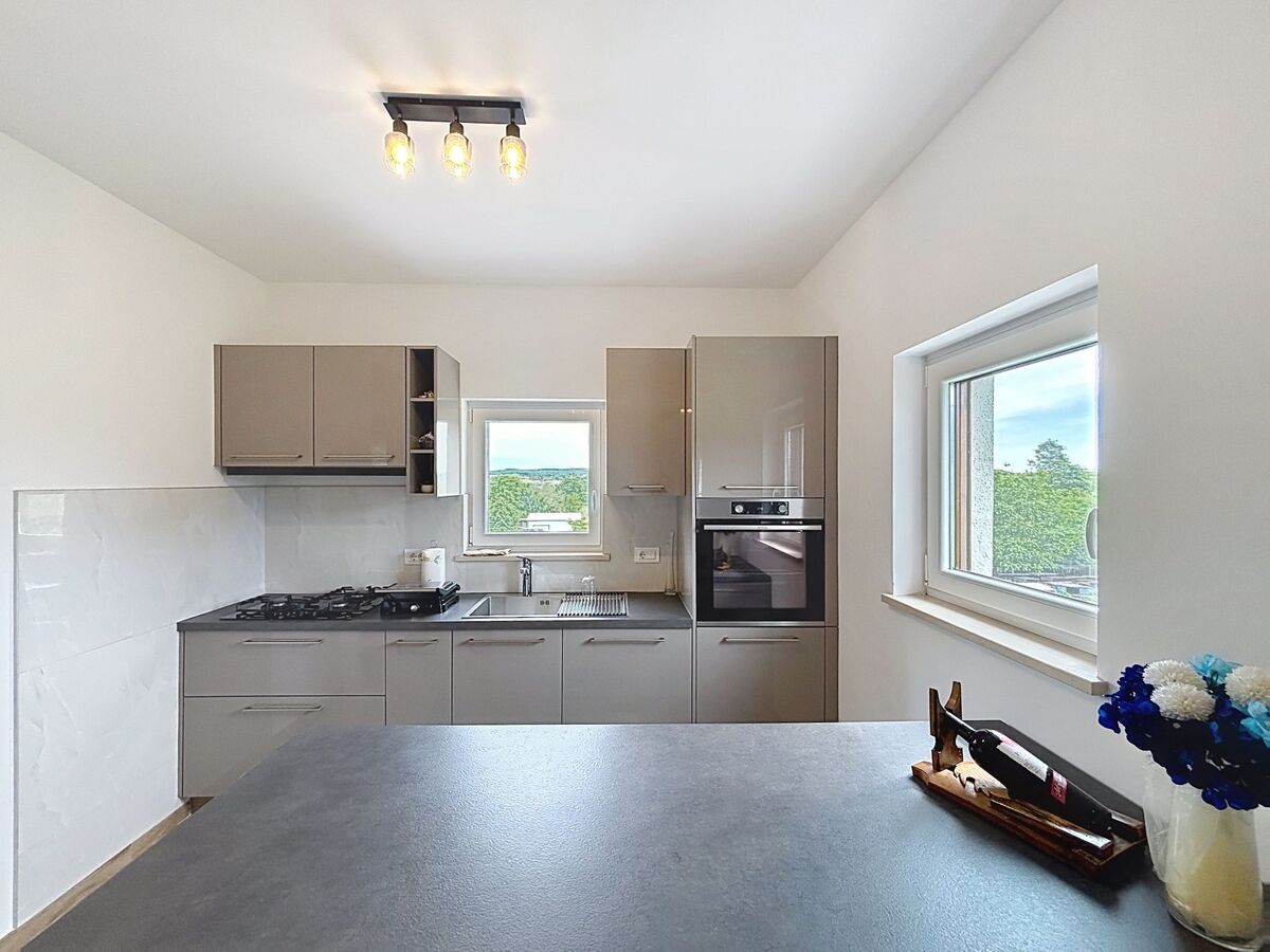 Maison Melani à Žminj : 3 chambres, 3000 m² de terrain - Photo 16