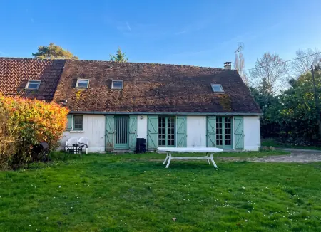 Maison familiale avec grand jardin et cheminée à Coullons : photo 6