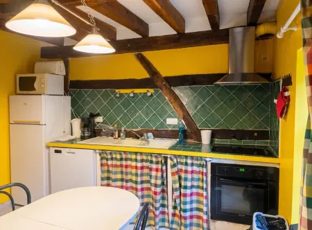 Maison familiale avec grand jardin et cheminée à Coullons : photo 8
