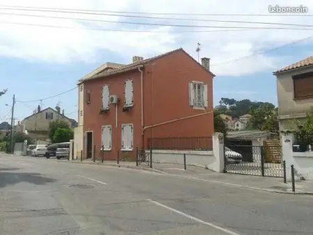 Location appartement à La Seyne sur Mer, Appartement avec Vue sur la Mer à La Seyne-sur-Mer 38 m²