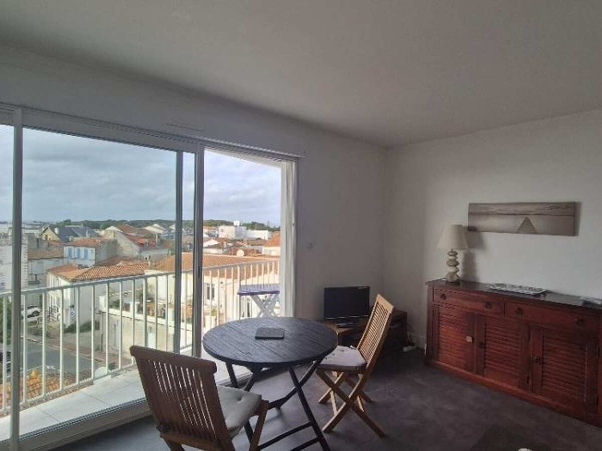 T2 vue mer à Fouras, balcon sud-ouest, 4e étage - Photo 4