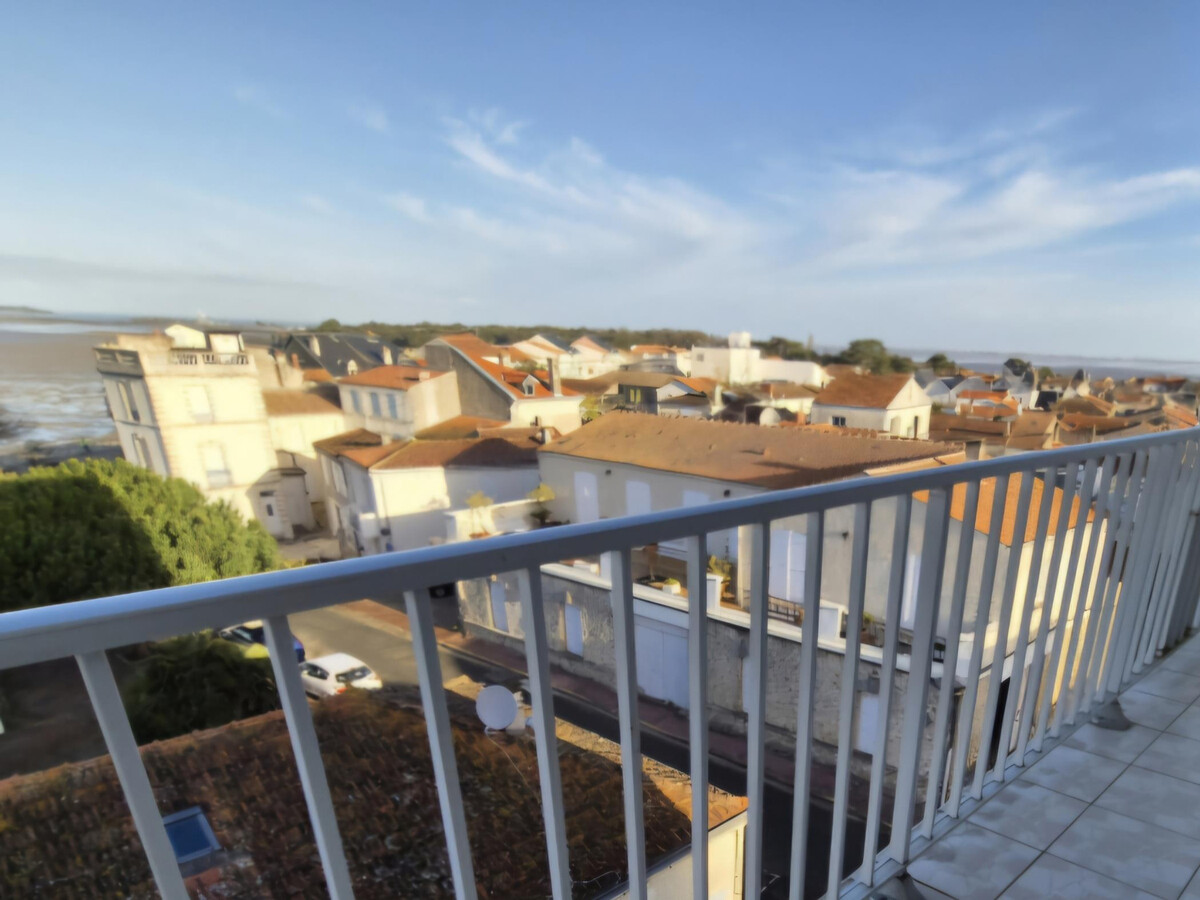 T2 vue mer à Fouras, balcon sud-ouest, 4e étage - Photo 10
