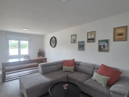 Maison rénovée 4 pers. à 350 m du Fort Lupin : photo 2