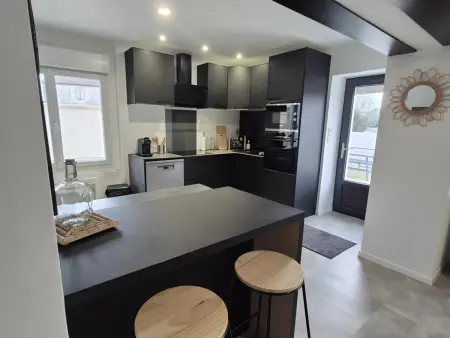 Maison rénovée 4 pers. à 350 m du Fort Lupin : photo 11