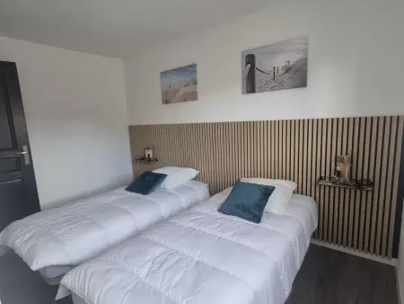 Maison rénovée 4 pers. à 350 m du Fort Lupin : photo 24