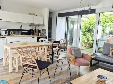 Maison moderne 6 pers. à Fouras, 2 terrasses sans vis-à-vis : photo 9