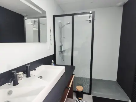Maison moderne 6 pers. à Fouras, 2 terrasses sans vis-à-vis : photo 21