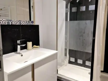 Maison en pierre, centre bourg, 6 pers. - Fouras 8 min : photo 12