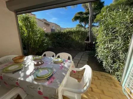 Appart 6 pers. avec parking à Cap d'Agde, résidence piscine : photo 2