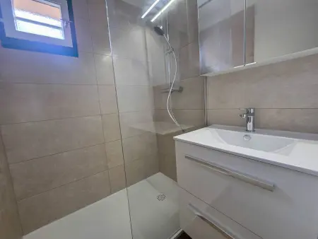 Appart 6 pers. avec parking à Cap d'Agde, résidence piscine : photo 5