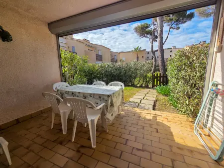 Appart 6 pers. avec parking à Cap d'Agde, résidence piscine : photo 8