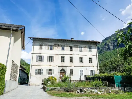 Location appartement à Malvaglia, Palazzo Landfogti Studio