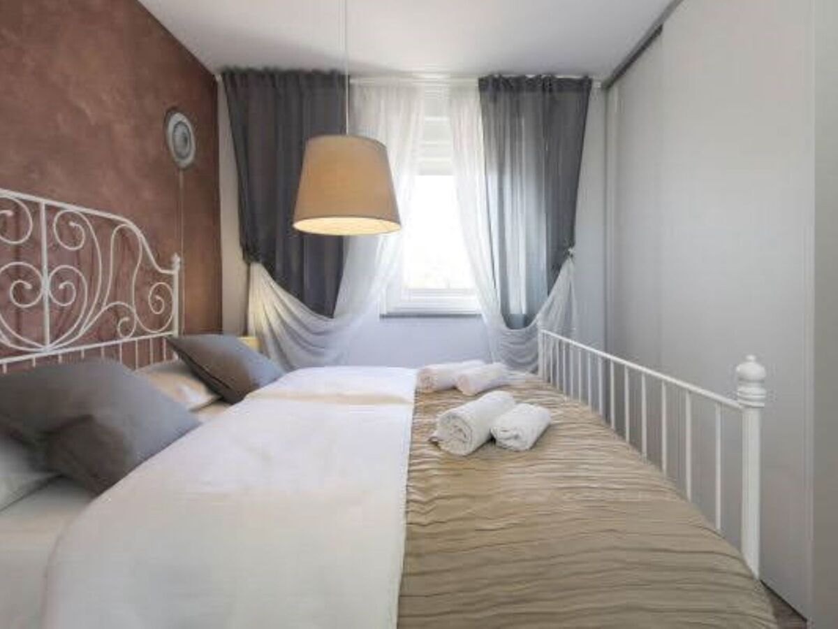 Maison Šimuni avec piscine chauffée à Labin - Photo 14