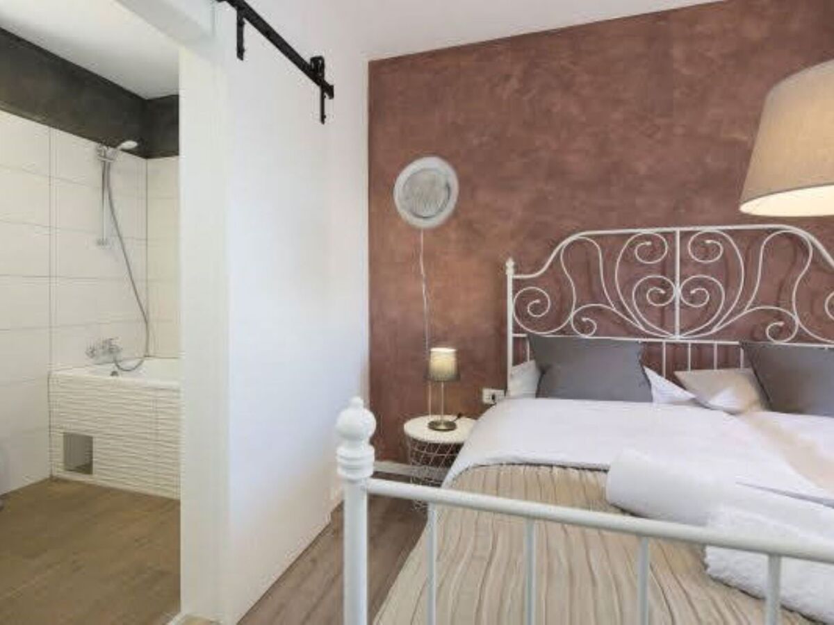 Maison Šimuni avec piscine chauffée à Labin - Photo 26