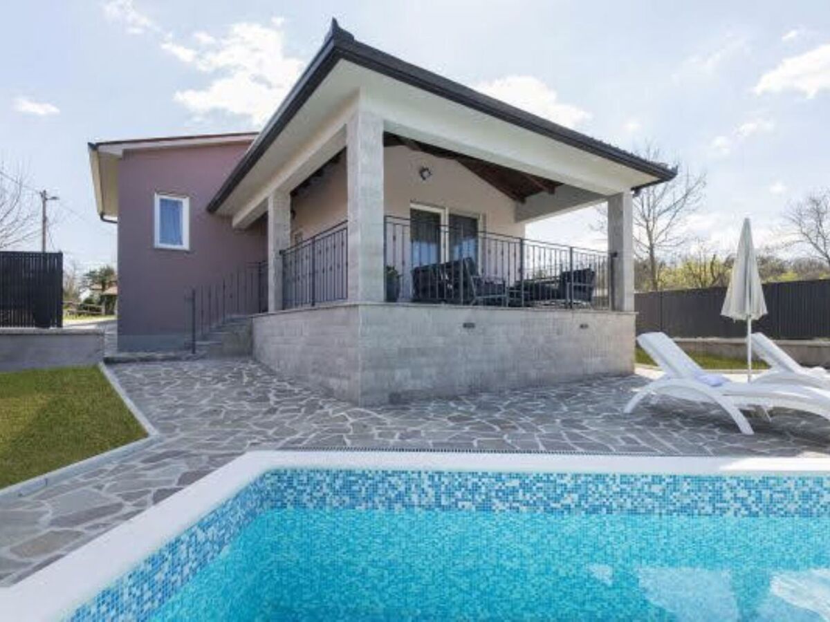Maison Šimuni avec piscine chauffée à Labin - Photo 28