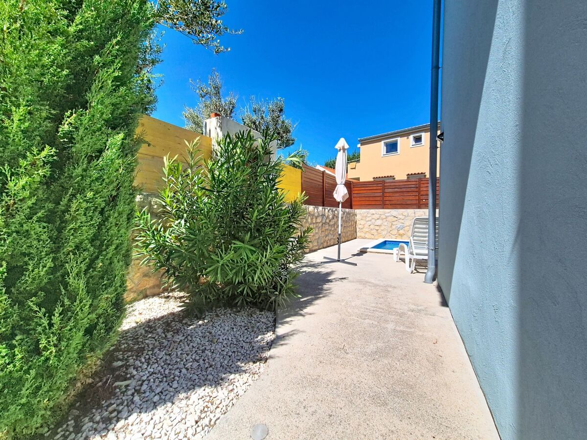 Castel Venier, maison avec piscine privée à Ražanac - Photo 31