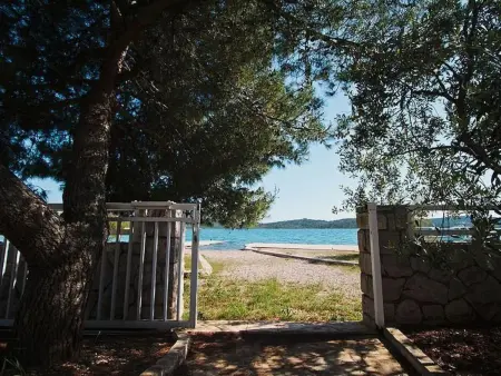 direkt am Meer und Strand, mit großem Garten und Terrasse, hervorragend für Fam : photo 34