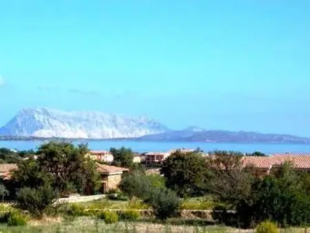Maison avec jardin et vue mer à Agrustos