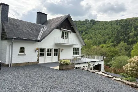 Location maison à La Roche en Ardenne, Séjour de groupe de luxe dans les Ardennes
