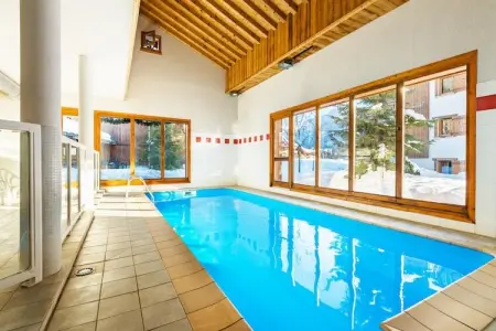 Location appartement à Samoëns, Chalet de montagne avec piscine chauffée