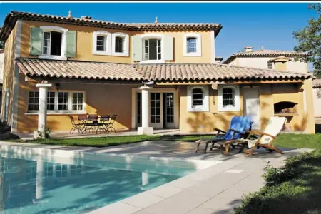 Maison 4 personnes Fayence avec piscine et équipements : photo 17