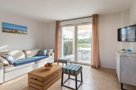 Le Village de la Mer Split-level holiday home sleeps 6 OTA, Retraite champêtre et côtière en Vendée - Photo 11