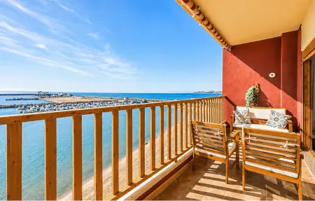 Appartement 2 chambres face à la plage, Torrevieja-Playa Los Naufragos : photo 1
