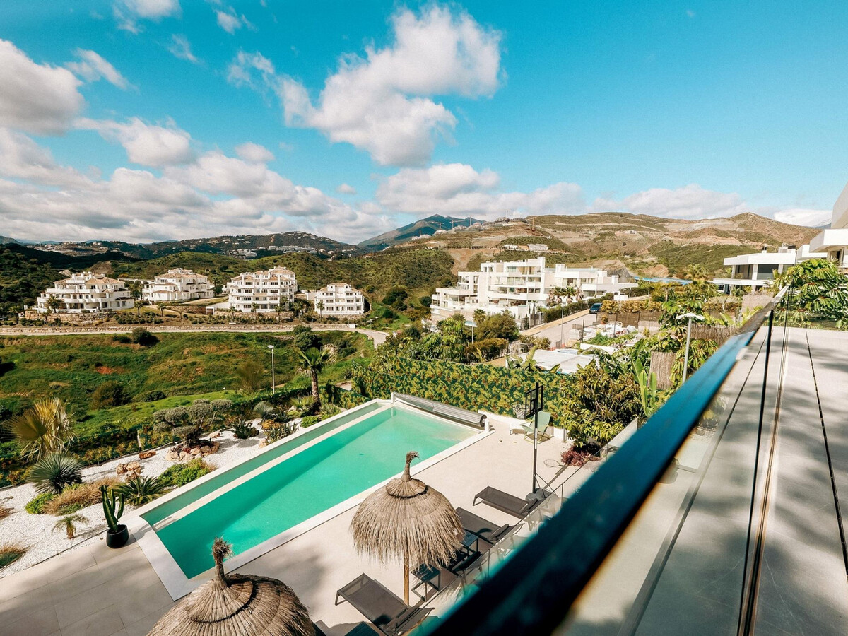 Villa moderne Marbella, piscine chauffée, vue panoramique mer - Photo 3