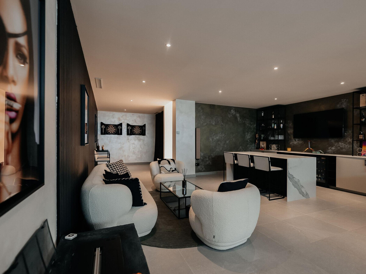 Villa moderne Marbella, piscine chauffée, vue panoramique mer - Photo 8
