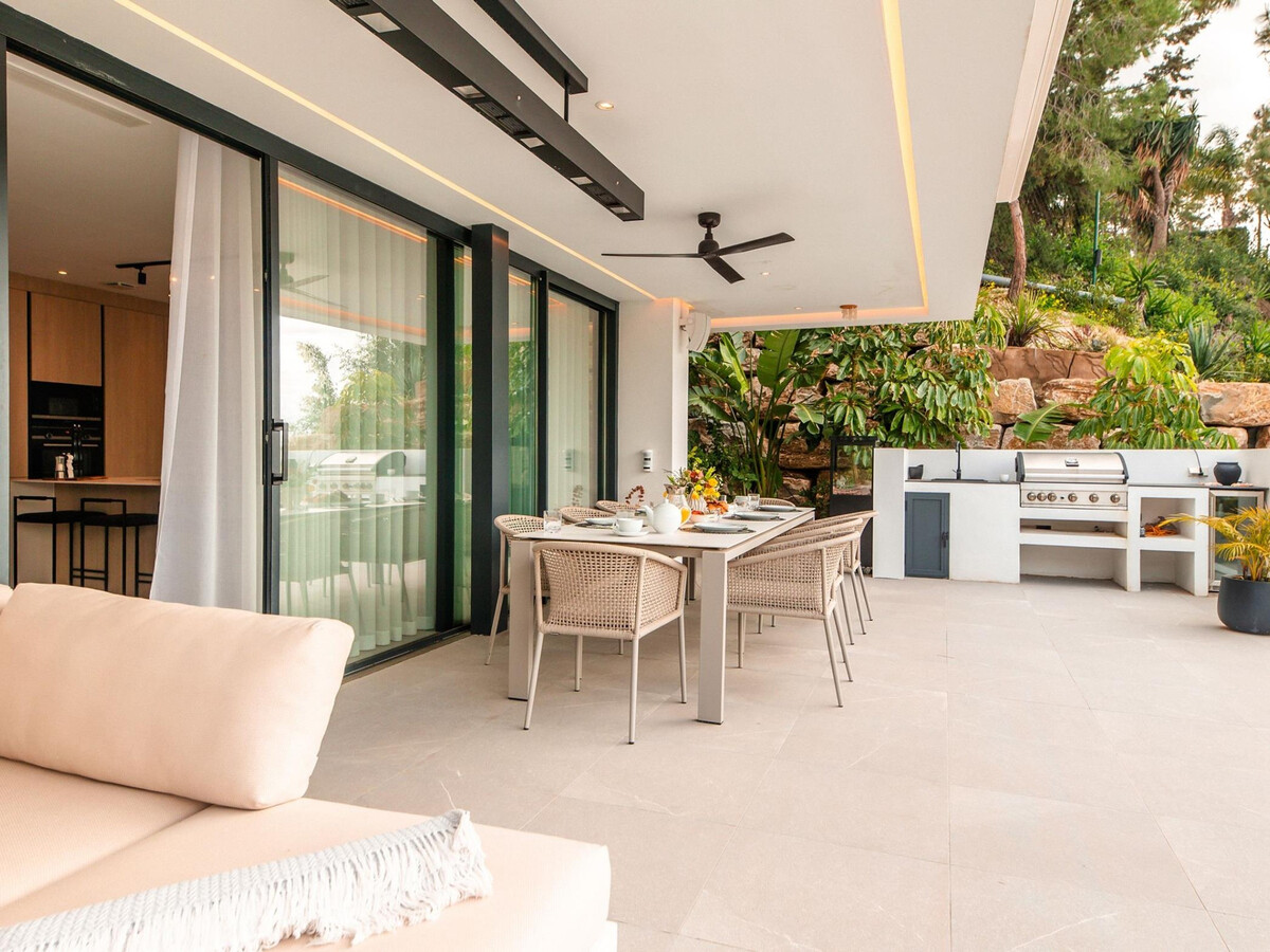 Villa moderne Marbella, piscine chauffée, vue panoramique mer - Photo 15