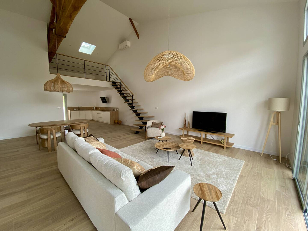 Appartement mitoyen rénové au centre de Louhossoa - Photo 2
