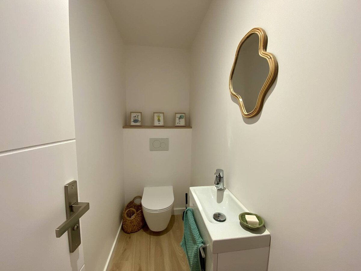 Appartement mitoyen rénové au centre de Louhossoa - Photo 10