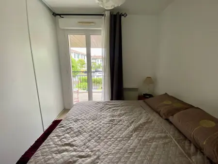 Appartement 2 pers. avec grande terrasse à Cambo-les-Bains : photo 8
