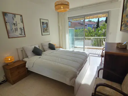 Appartement 2 pièces climatisé, terrasse vue mer à Sainte-Maxime : photo 14