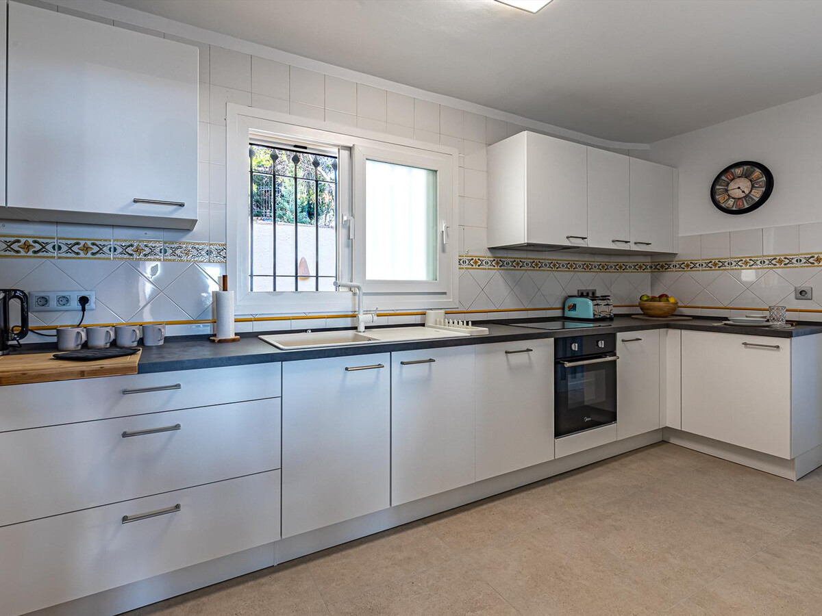 Villa Altea Marina, piscine rein 6x4m - 6 pers. - Photo 5