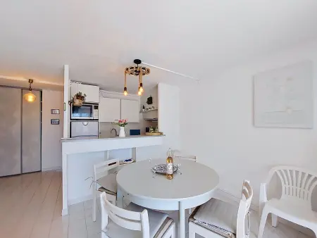 Appartement Amourêva - Cap d'Agde, 100 m de la plage : photo 8