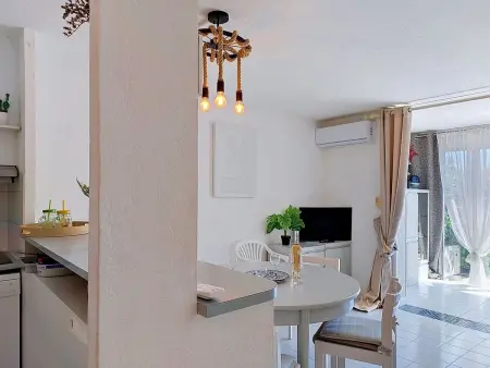 Appartement Amourêva - Cap d'Agde, 100 m de la plage : photo 9