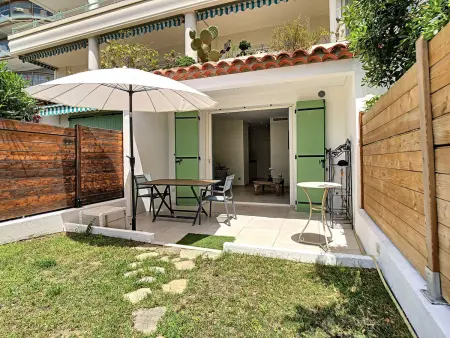 Appartement 1 chambre Croisette Cannes, terrasse 20 m² : photo 1