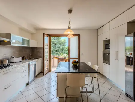 Maison Legnone, 4 chambres avec terrasse et vue lac : photo 3