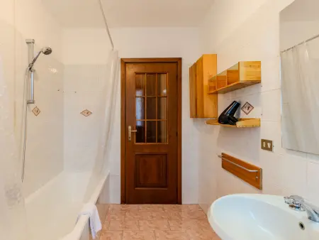 Maison Legnone, 4 chambres avec terrasse et vue lac : photo 18