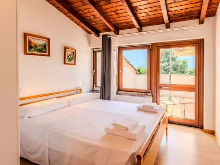 Maison Legnone, 4 chambres avec terrasse et vue lac : photo 21