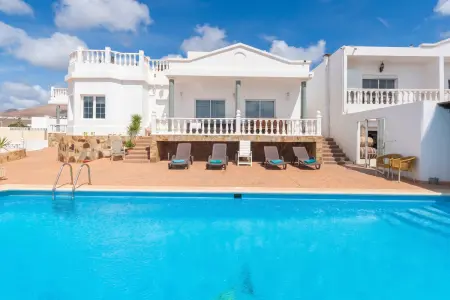 Appartement cosy avec piscine partagée à Güime, 45 m² : photo 4