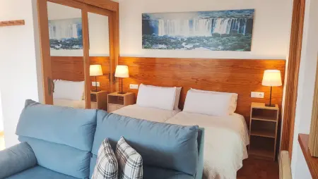 Studio moderne à Güime avec piscine partagée et entrée privée : photo 9