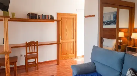 Studio moderne à Güime avec piscine partagée et entrée privée : photo 10