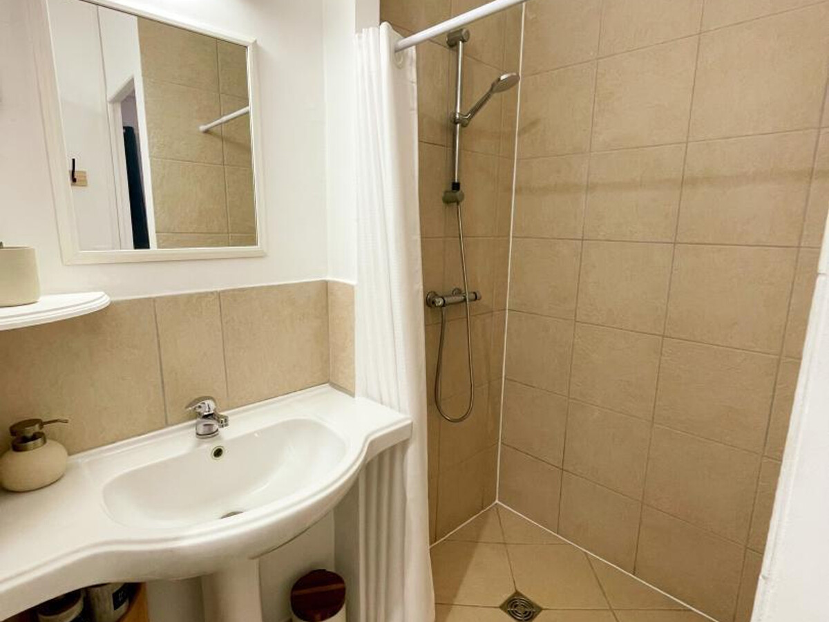 Gîte 10 personnes, piscine et 5 chambres indépendantes - Photo 15