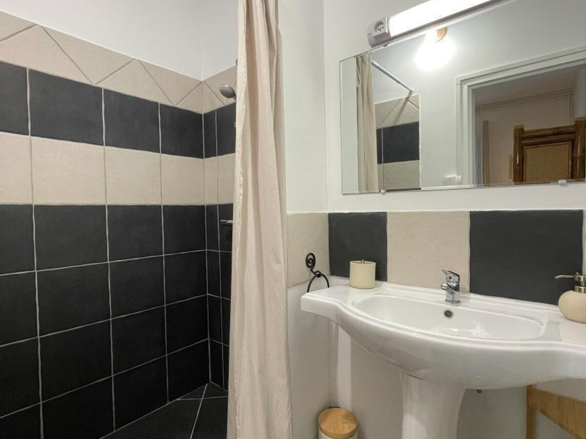 Gîte 10 personnes, piscine et 5 chambres indépendantes - Photo 20