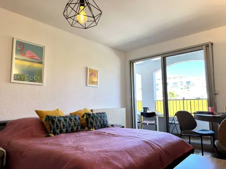 T2 avec terrasse et parking privé à Hyères : photo 7
