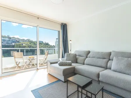 Appartement Lara avec piscine chauffée à Caniço : photo 3