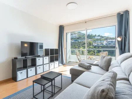 Appartement Lara avec piscine chauffée à Caniço : photo 4